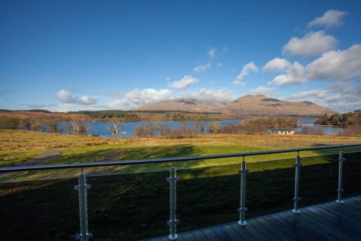 New Build Lodge With Stunning Views Of Loch Awe Hayfield  Kültér fotó