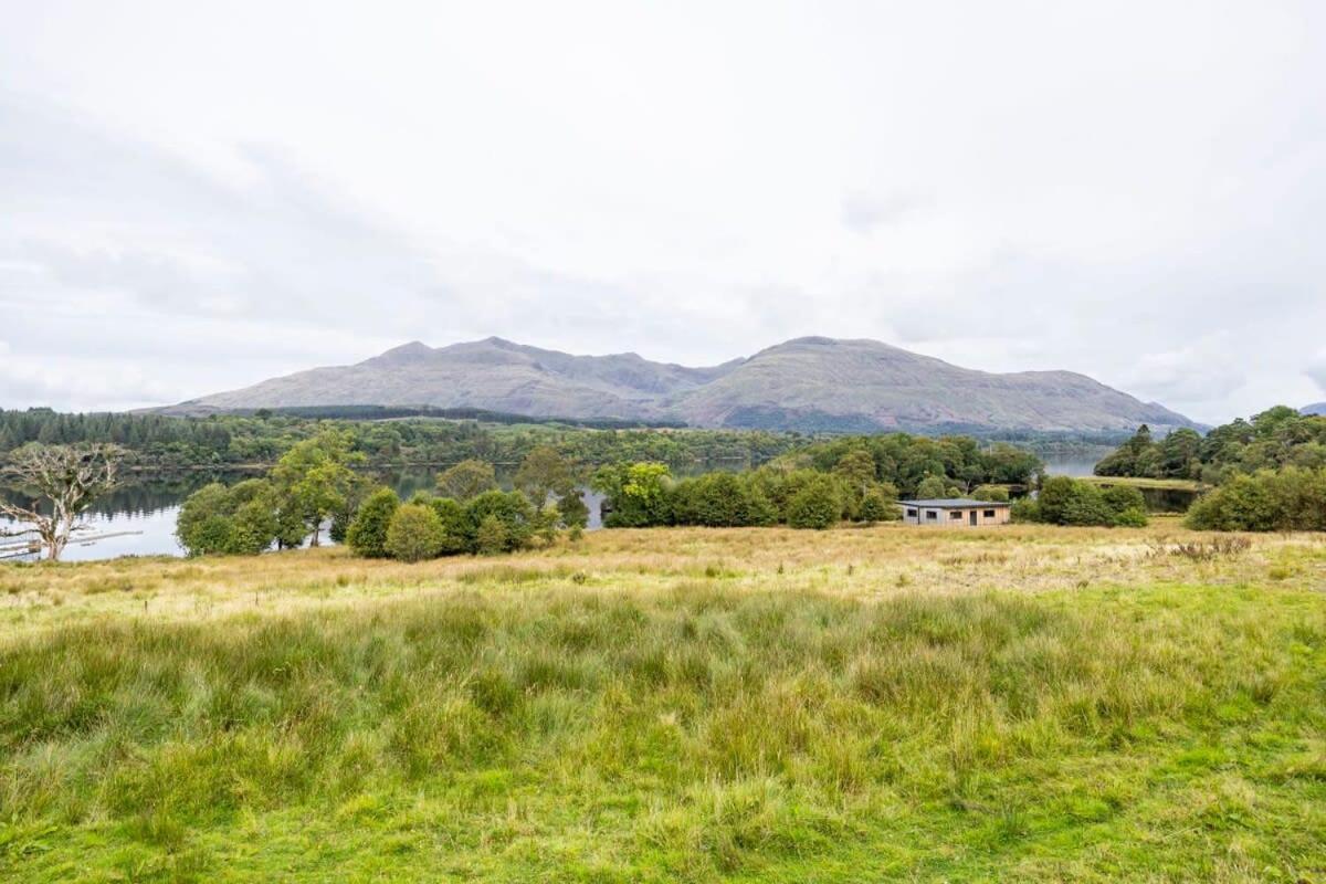 New Build Lodge With Stunning Views Of Loch Awe Hayfield  Kültér fotó