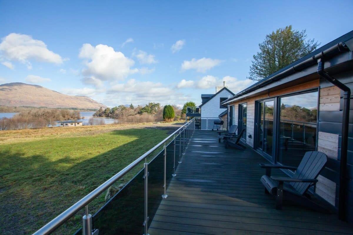 New Build Lodge With Stunning Views Of Loch Awe Hayfield  Kültér fotó