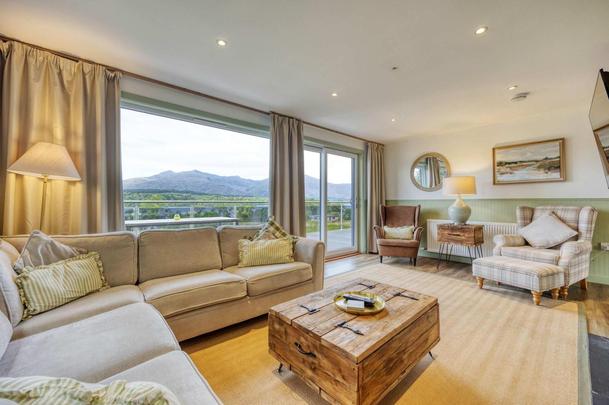New Build Lodge With Stunning Views Of Loch Awe Hayfield  Kültér fotó